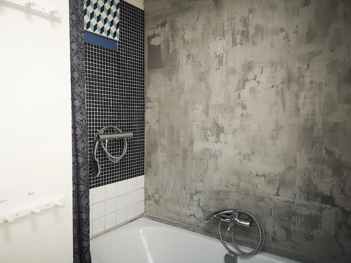 White Loft Stare Bielany Vintage Slow Warsaw Apartment