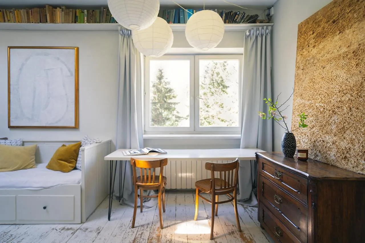 White Loft Stare Bielany Vintage Slow Warszawa 0*,